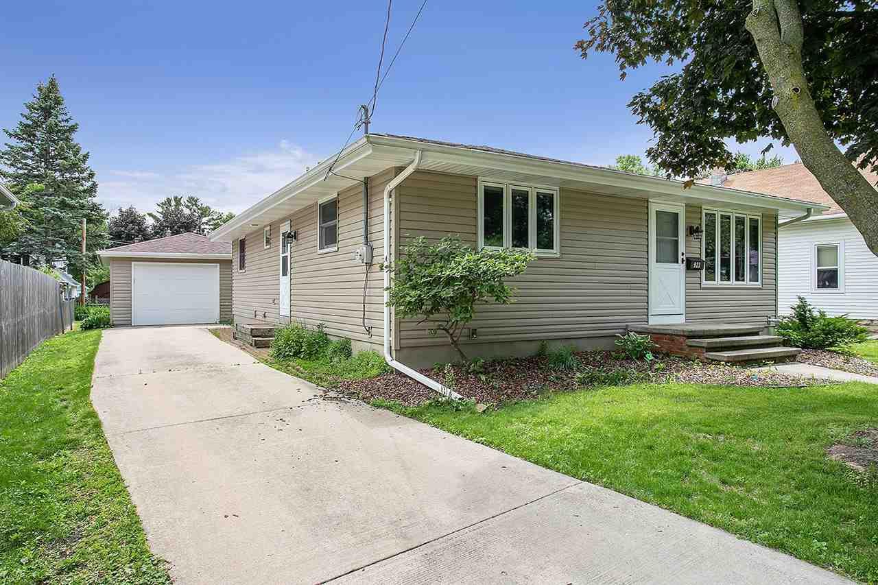 923 Oklahoma Street - Photo 1