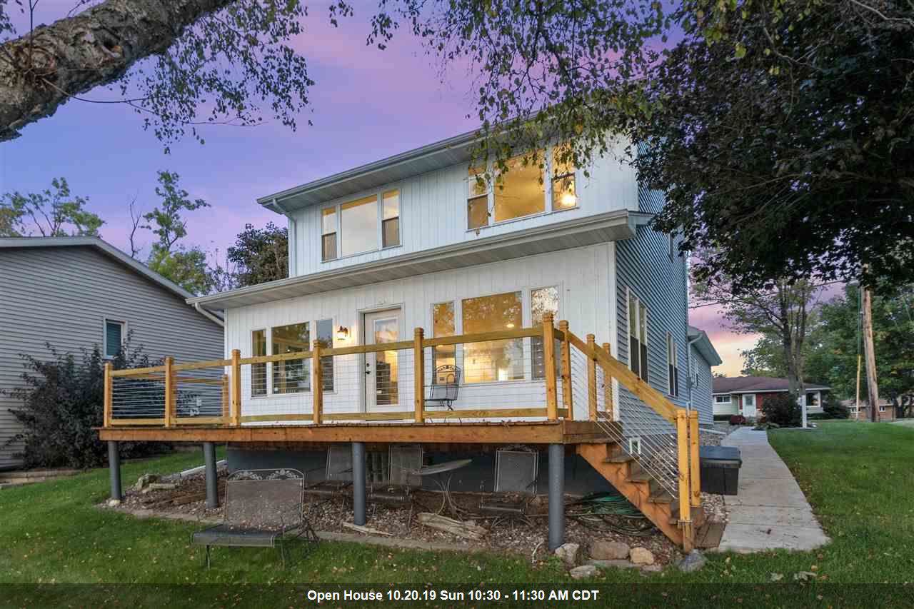 1104 Lakeshore Drive - Photo 1