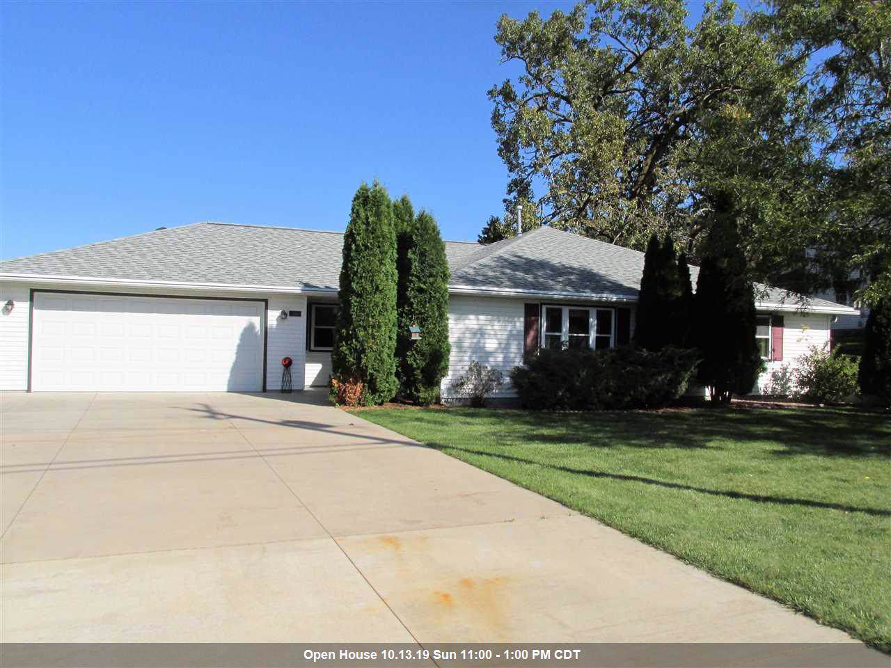 1320 Capitol Drive - Photo 1