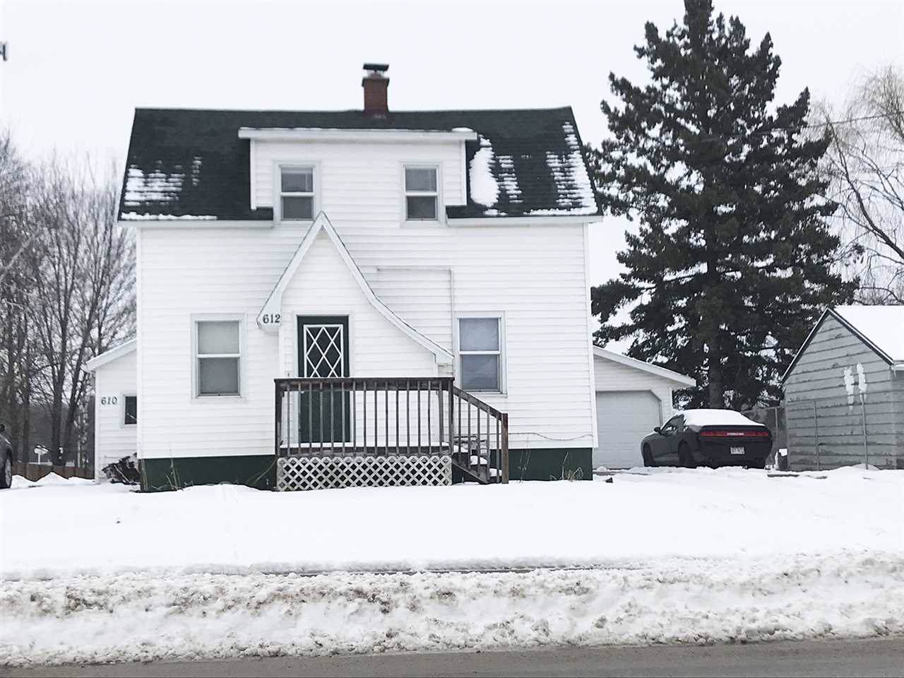 612 Church Avenue - Photo 1