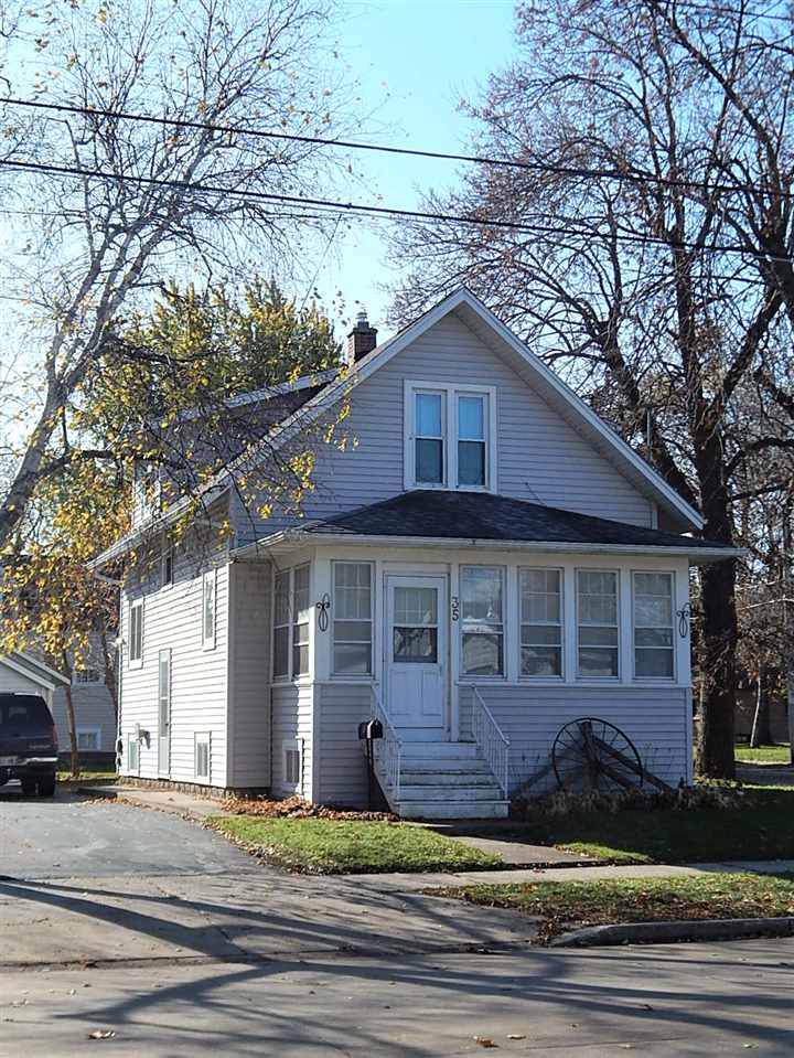 35 Nevada Avenue - Photo 1