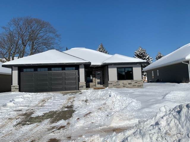 3336 Stone Ridge Drive - Photo 1