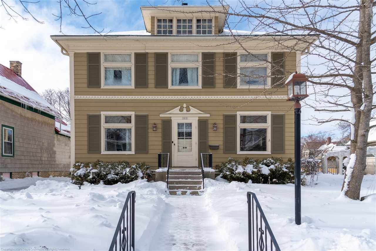 1810 5TH Street - Photo 1