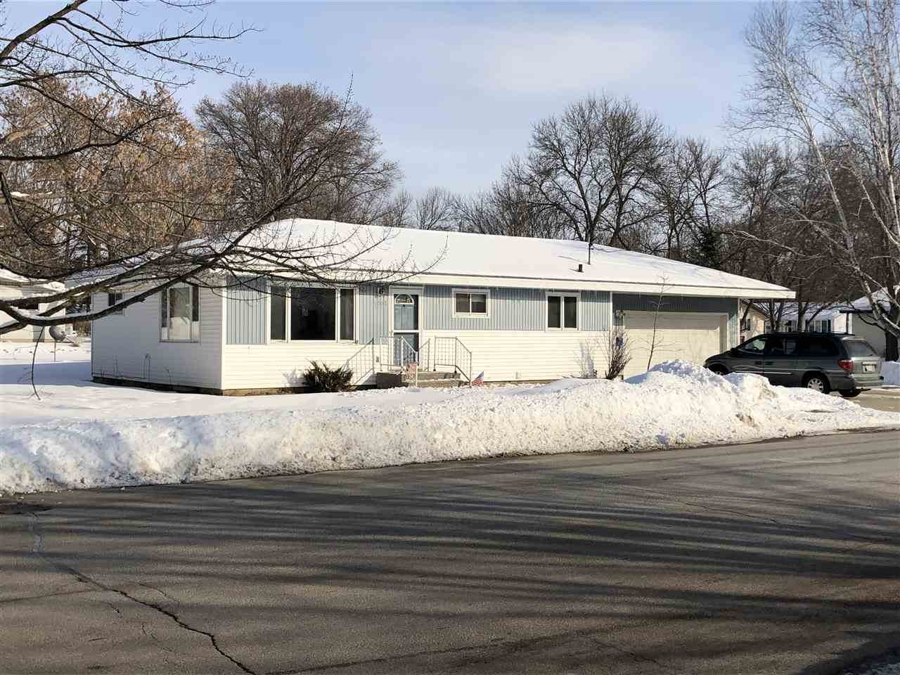 1005 Lieg Avenue - Photo 1