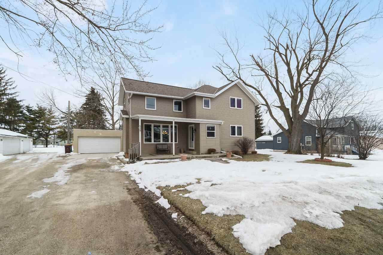 628 Main Street - Photo 1