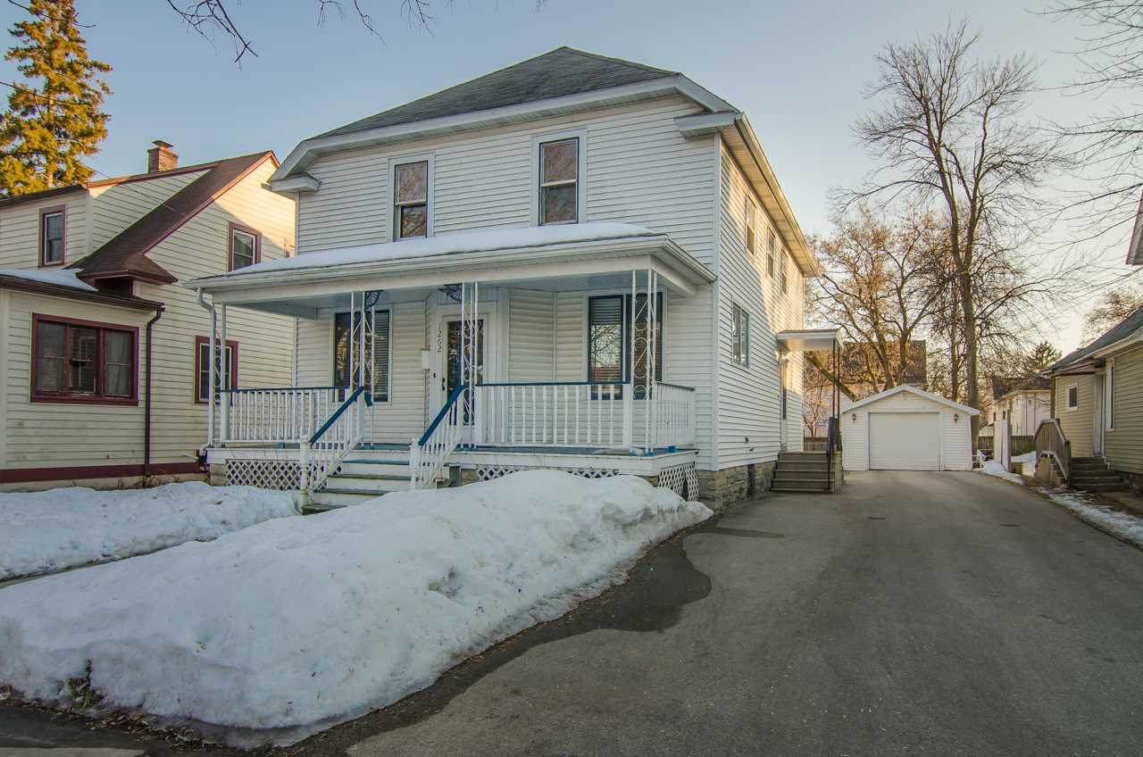 1262 Cherry Street - Photo 1