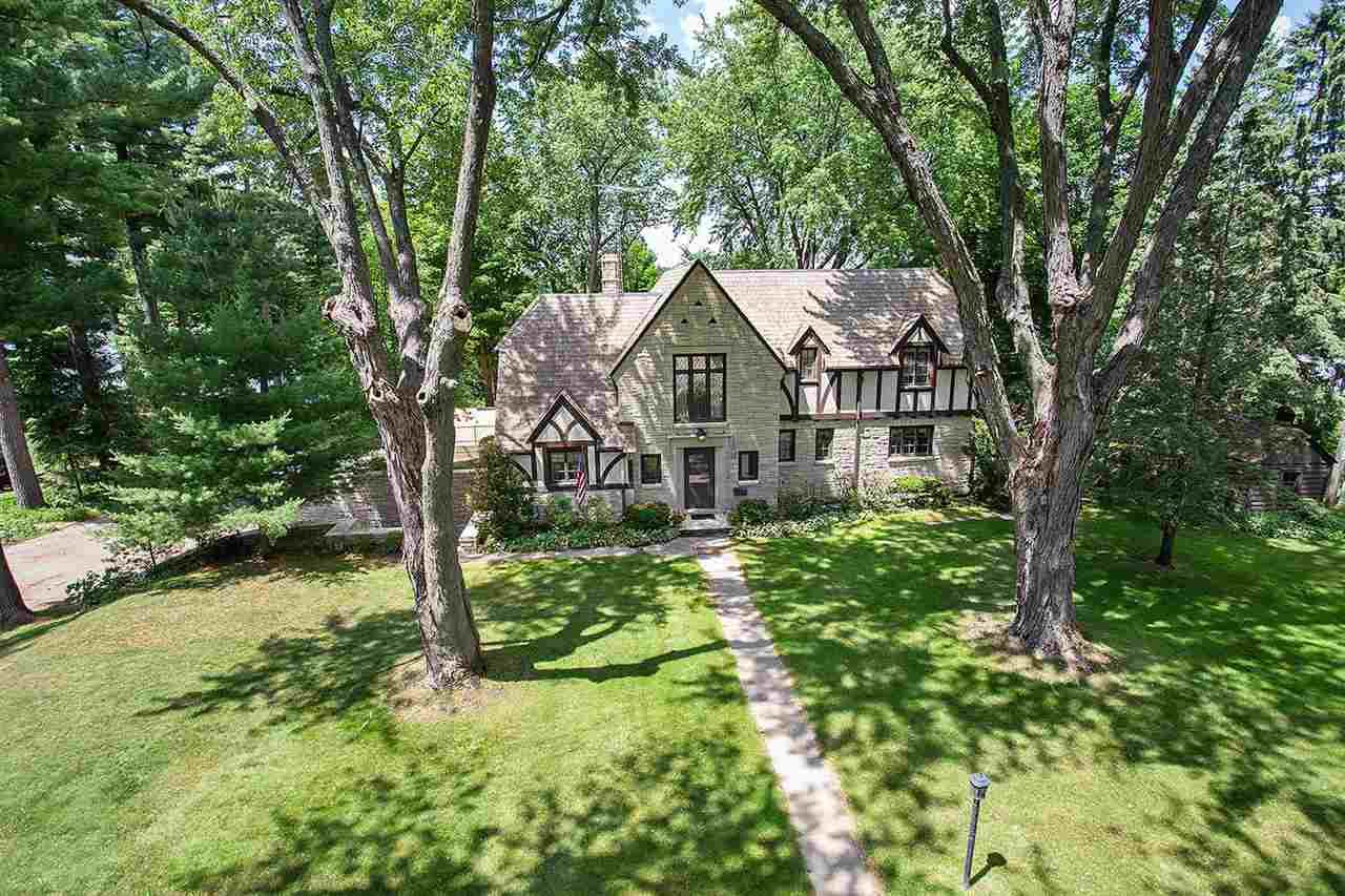 211 Bartlett Street - Photo 1