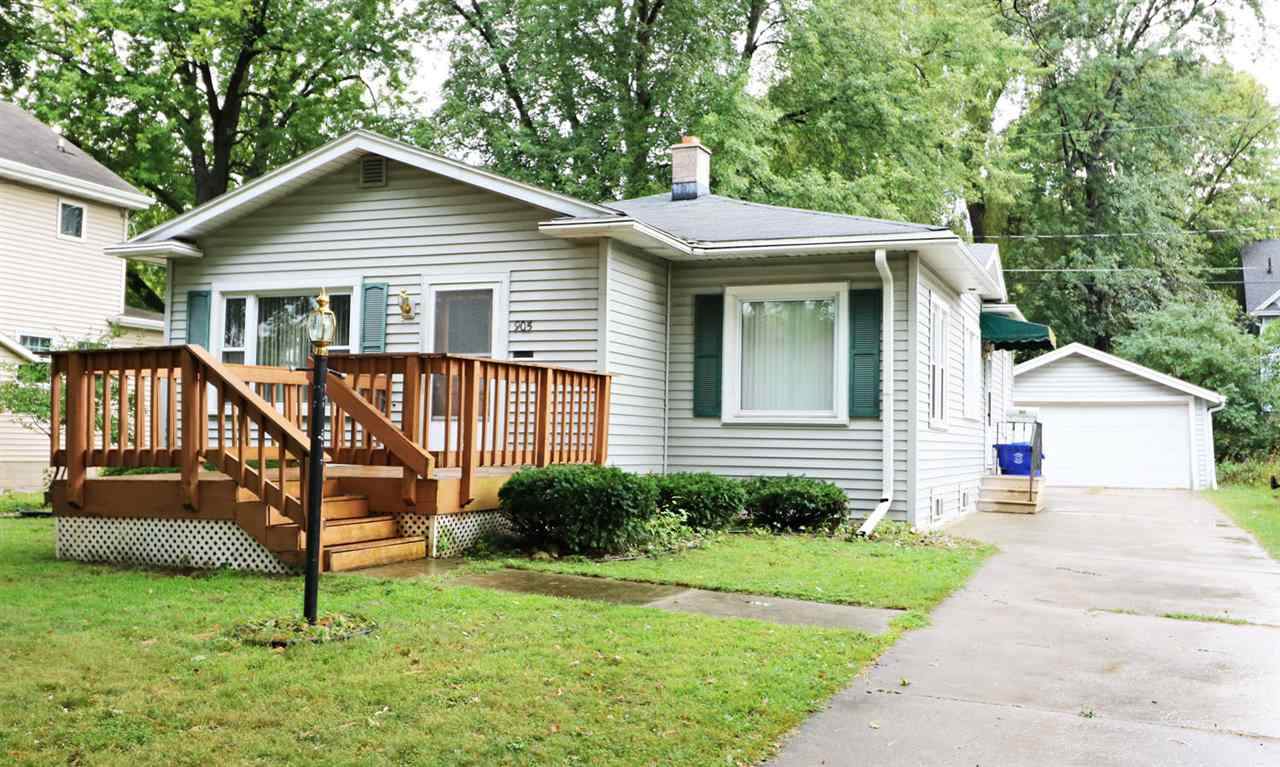 905 Wilson Street - Photo 1