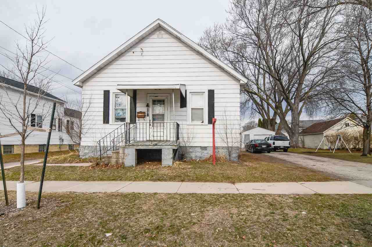 819 Irwin Avenue - Photo 1