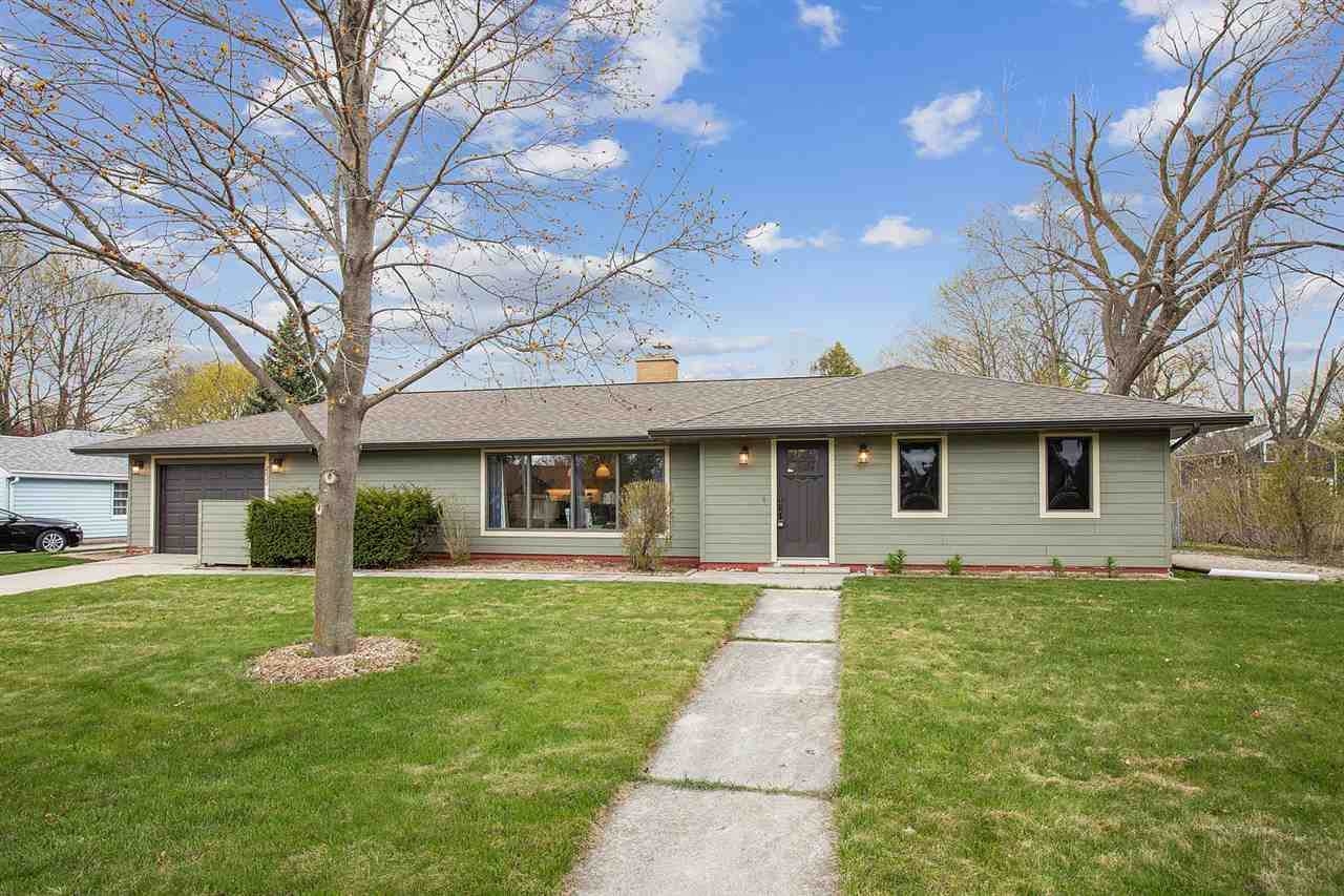 2232 Illinois Avenue - Photo 1