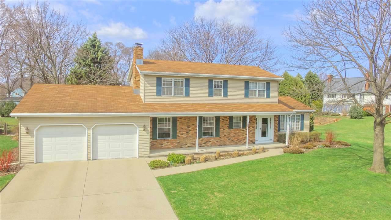 716 Yorkshire Road - Photo 1