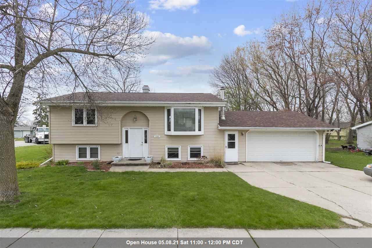 1204 De Pere Street - Photo 1