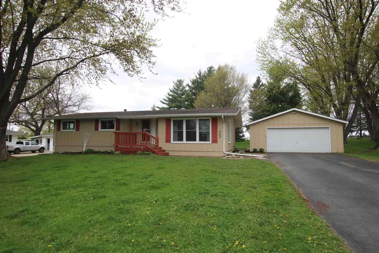 303 Grant Street - Photo 1