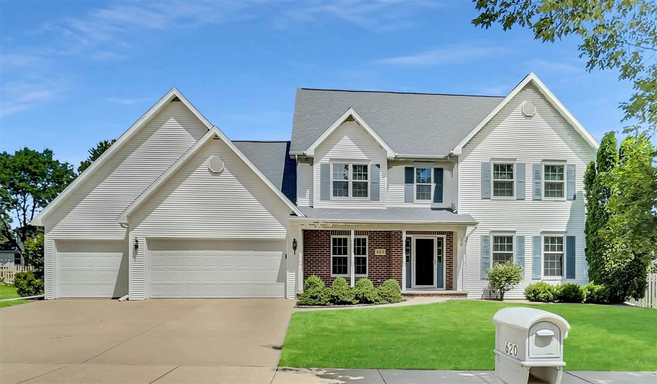 620 Apple Creek Road - Photo 1