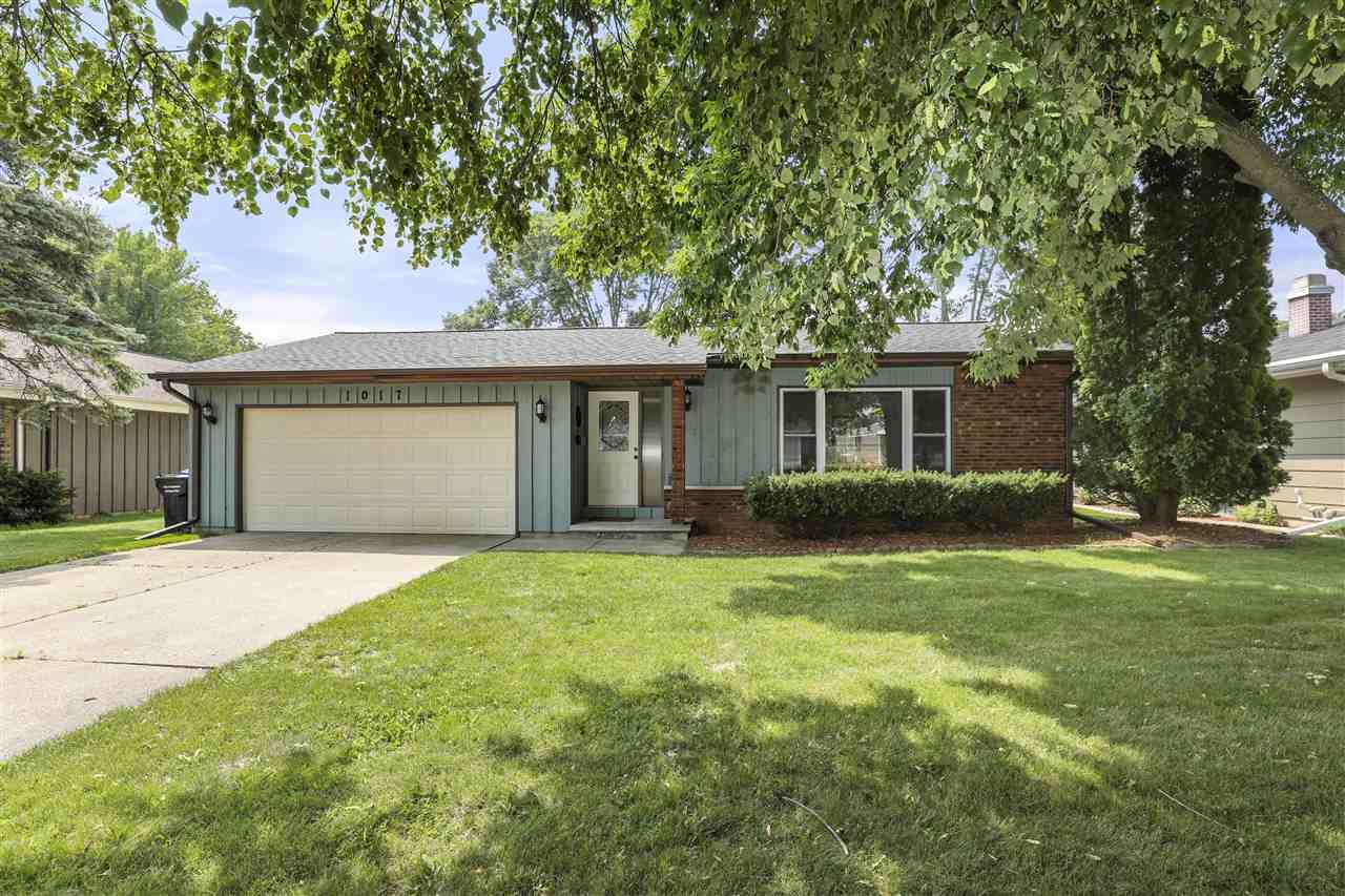 1017 Taylor Street - Photo 1