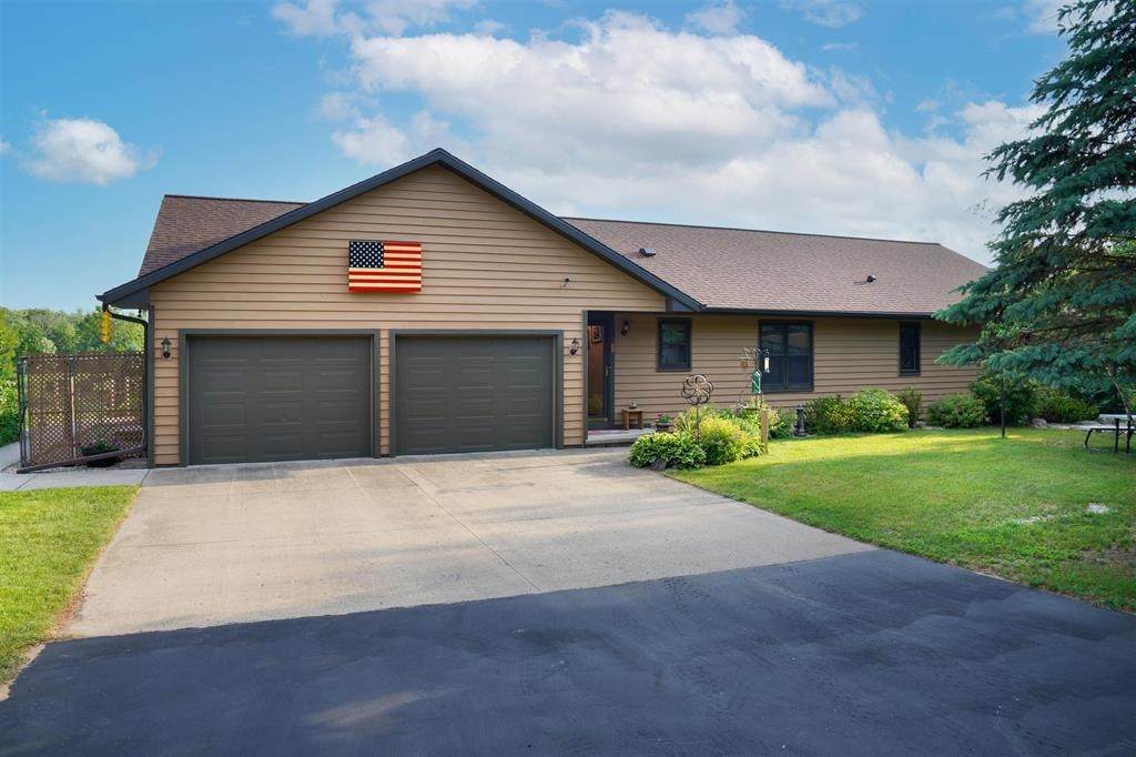 W945 Tri County Road - Photo 1