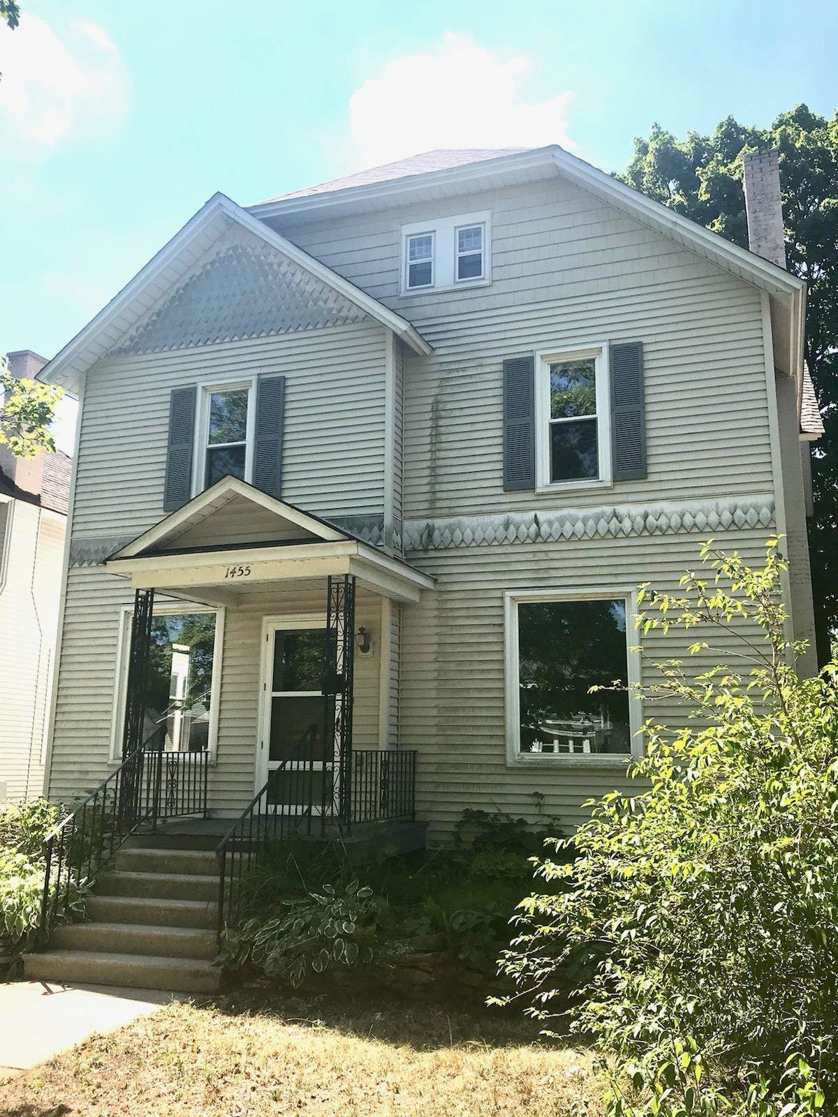 1455 Newberry Avenue - Photo 1
