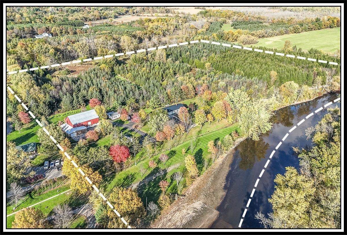 E8130 Flease Road - Photo 1