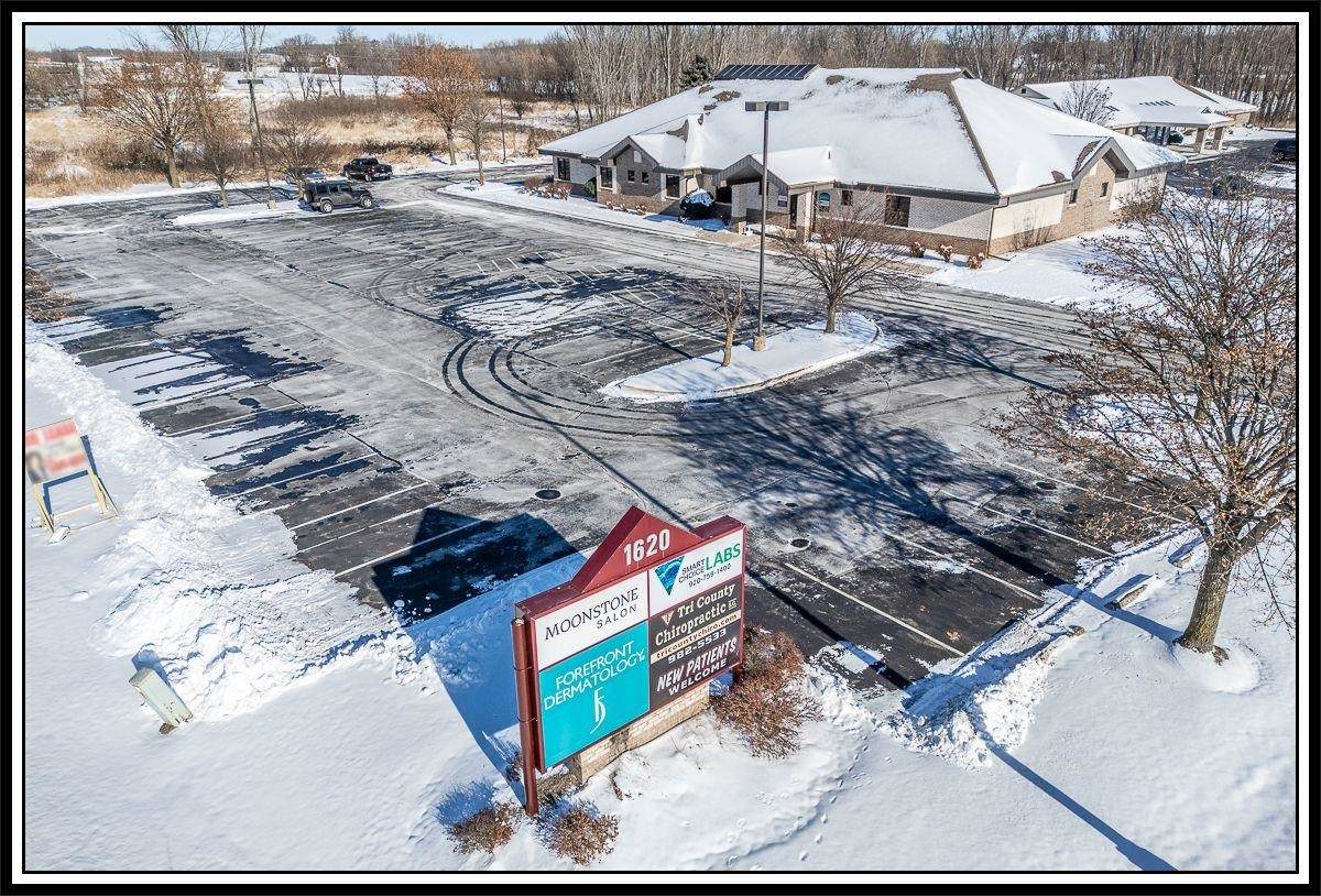 1620 Shawano Street - Photo 1