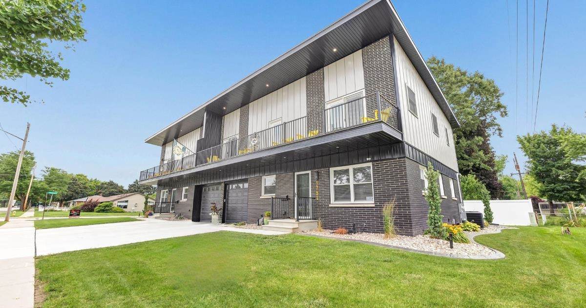 1751 Oneida Street - Photo 1