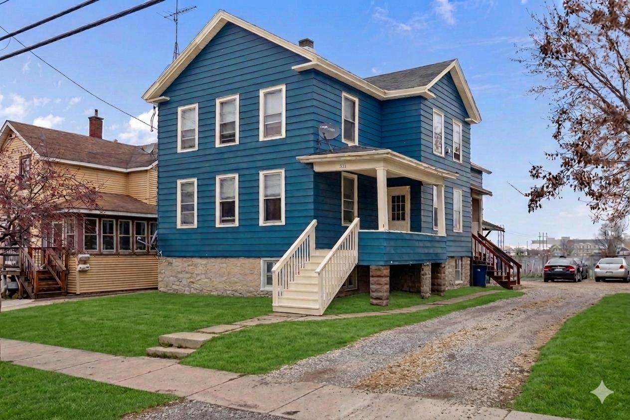 326 6TH Avenue - Photo 1