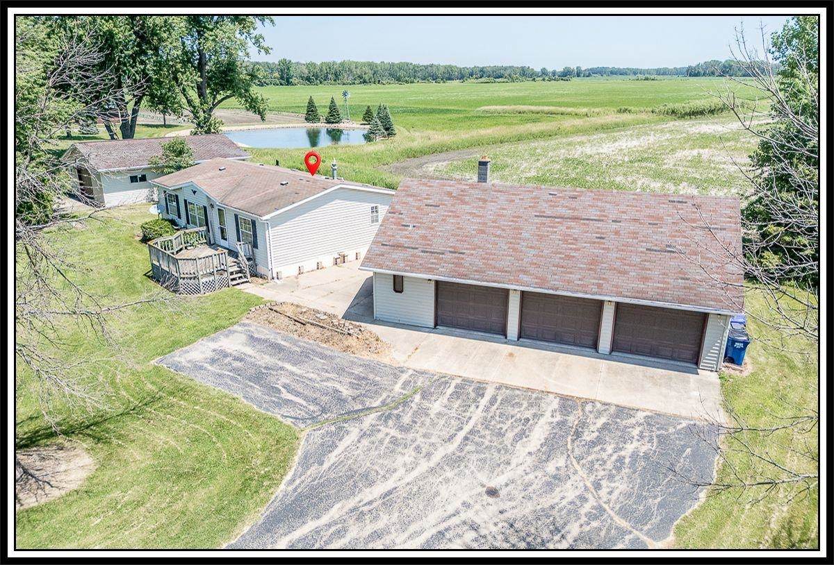N5690 Boelter Road - Photo 1