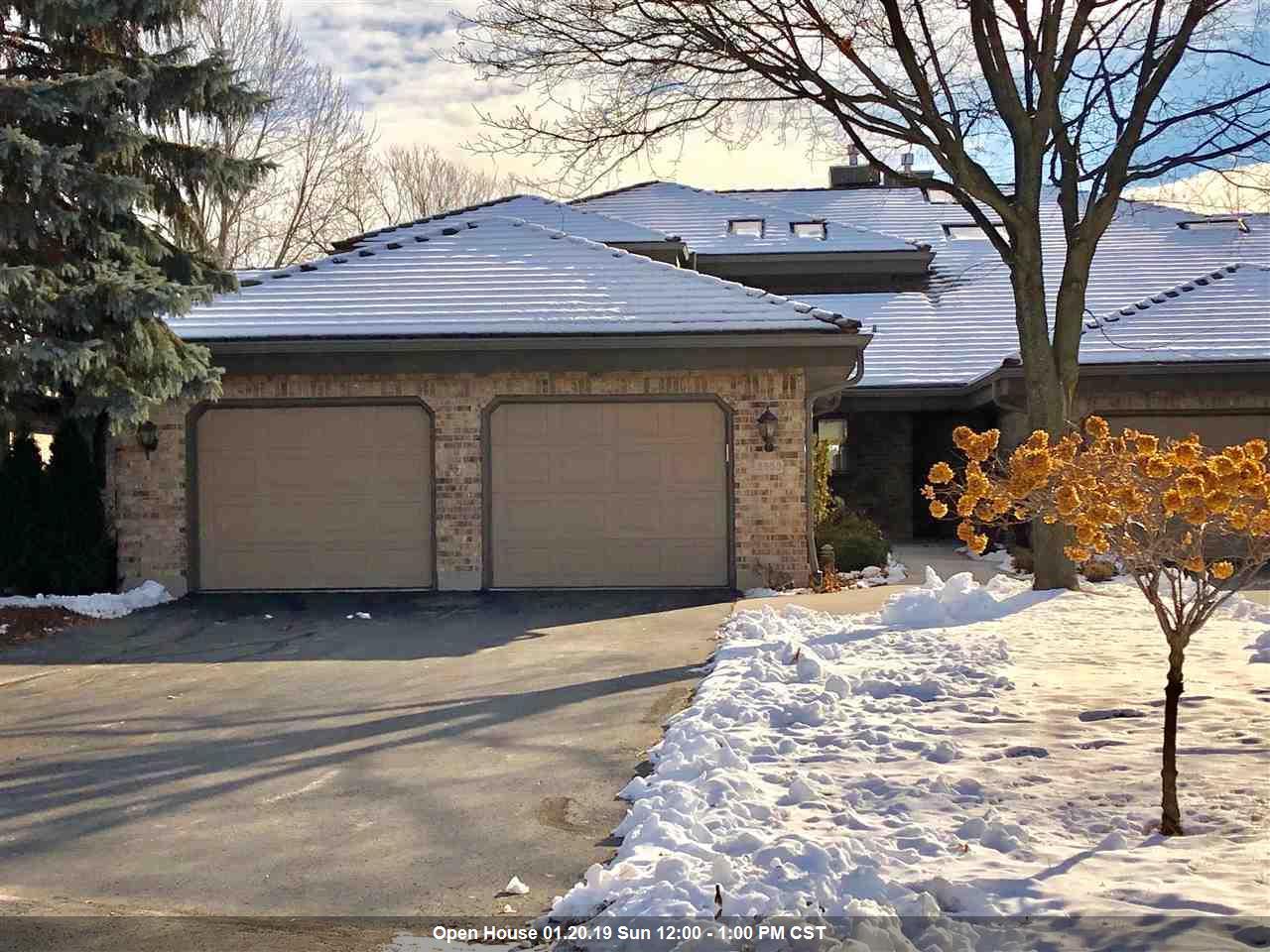2953 Fox Run - Photo 1