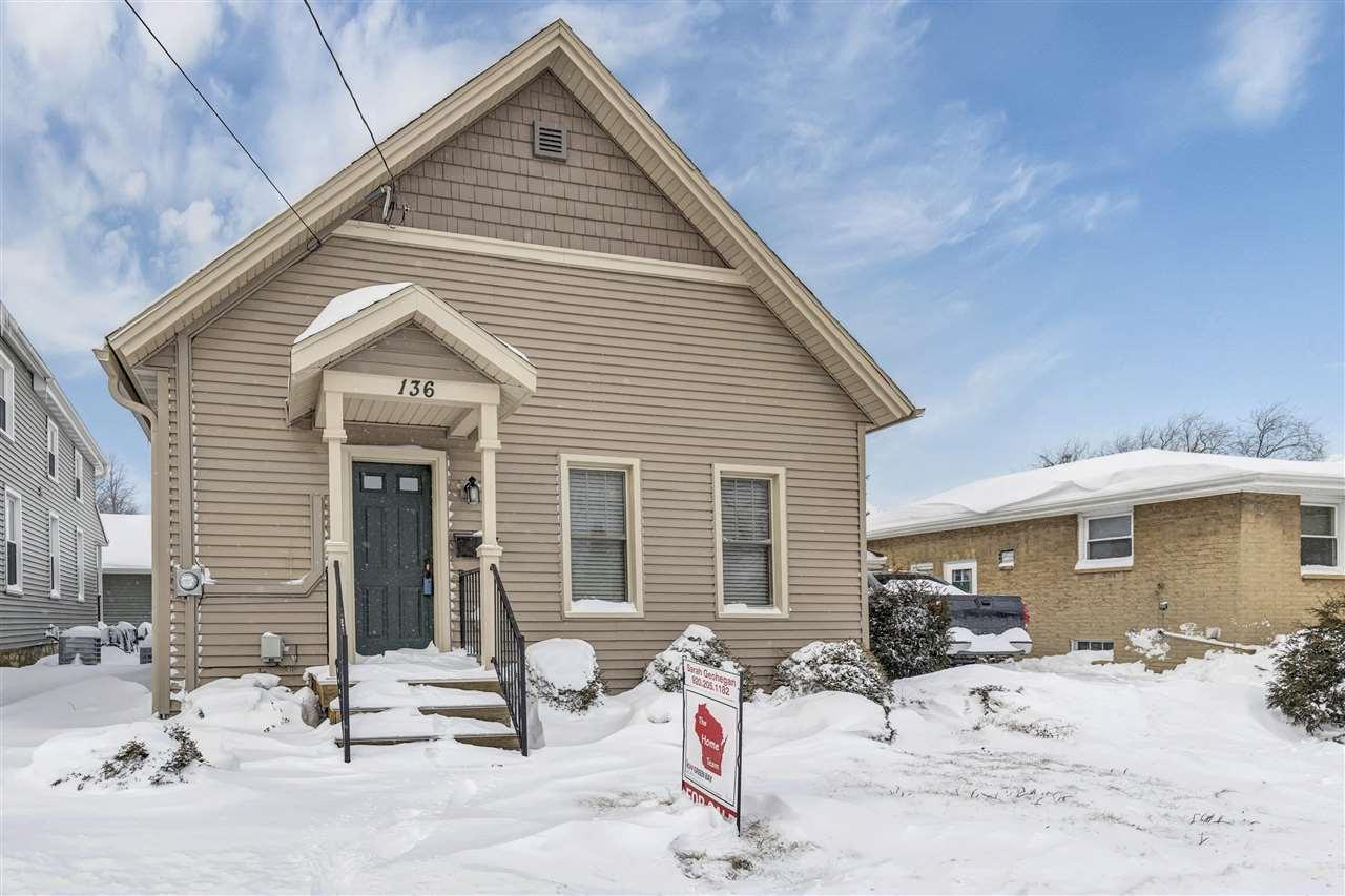 136 Webster Avenue - Photo 1