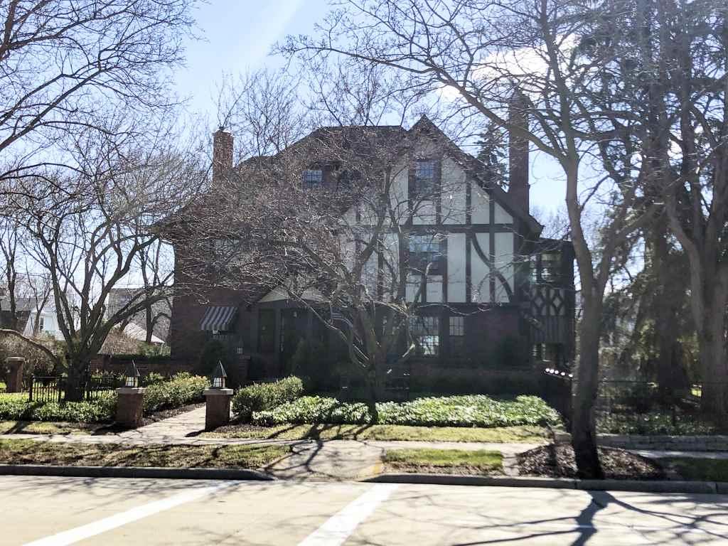 815 Monroe Avenue - Photo 1