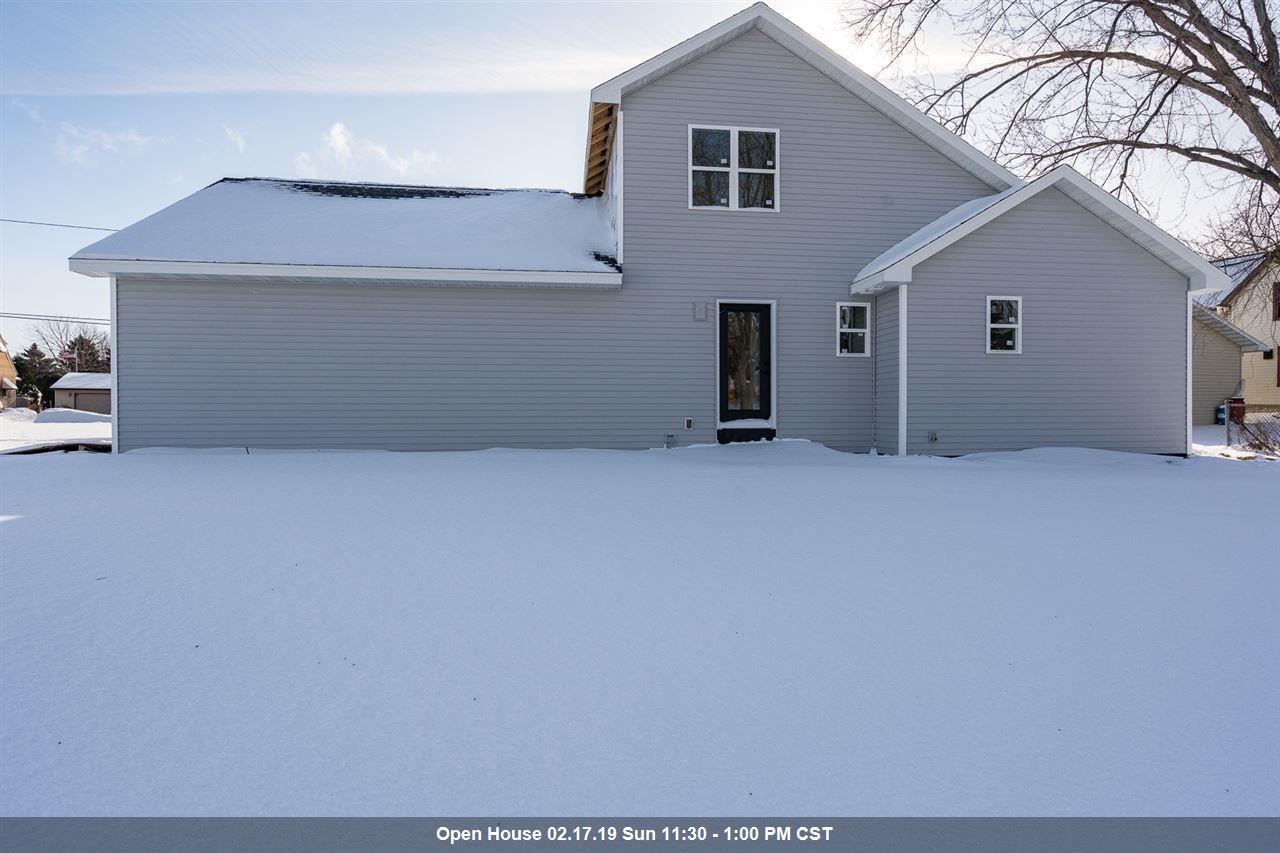 1114 Main Street - Photo 1