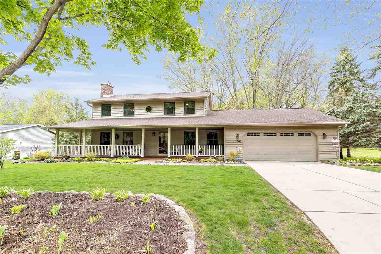 500 Eagle Terrace - Photo 1