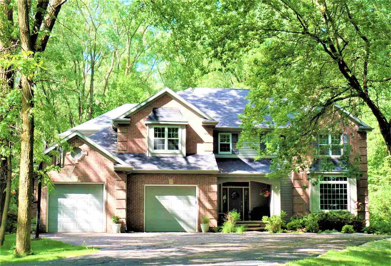 1582 Beethoven Way - Photo 1
