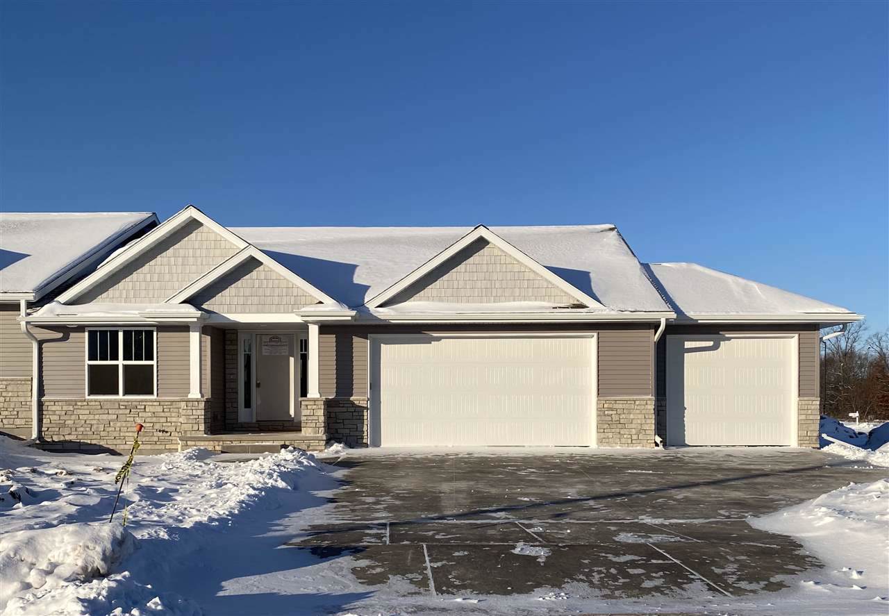 921 Barronwood Drive - Photo 1