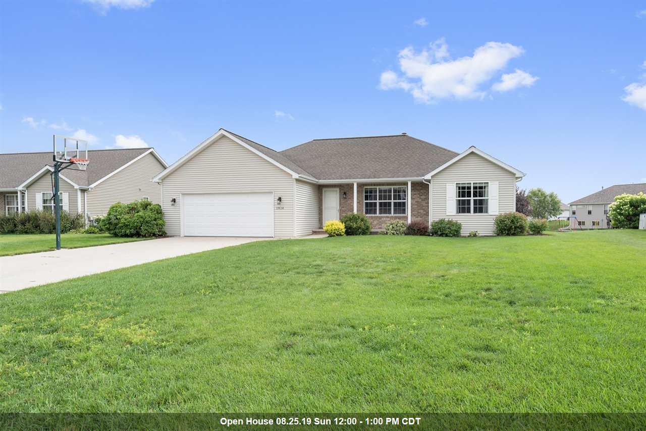 1916 Pink Dogwood Way - Photo 1