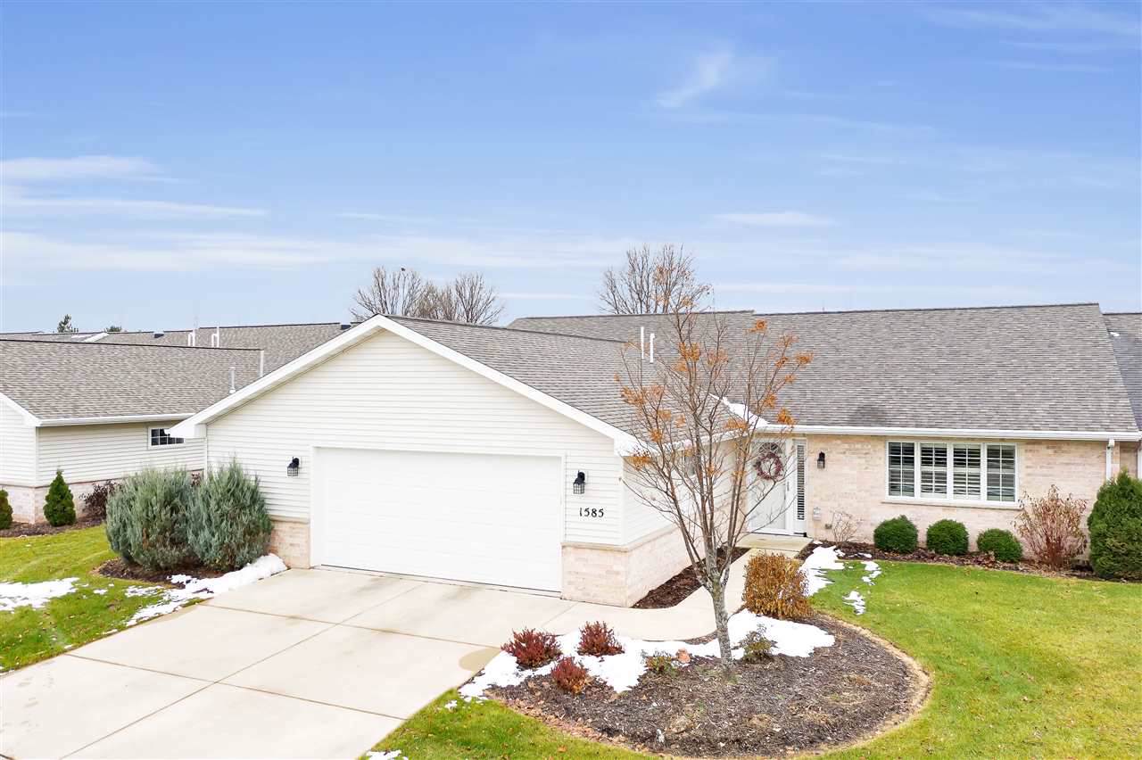 1585 River Pines Drive - Photo 1