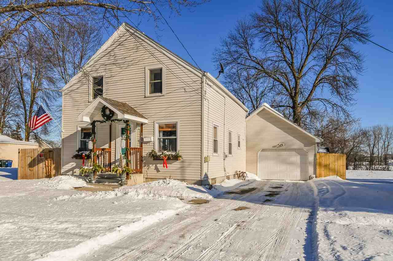 1415 Bismarck Street - Photo 1