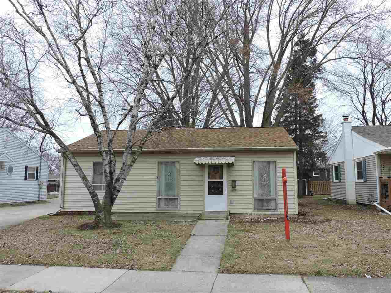 541 9TH Street - Photo 1
