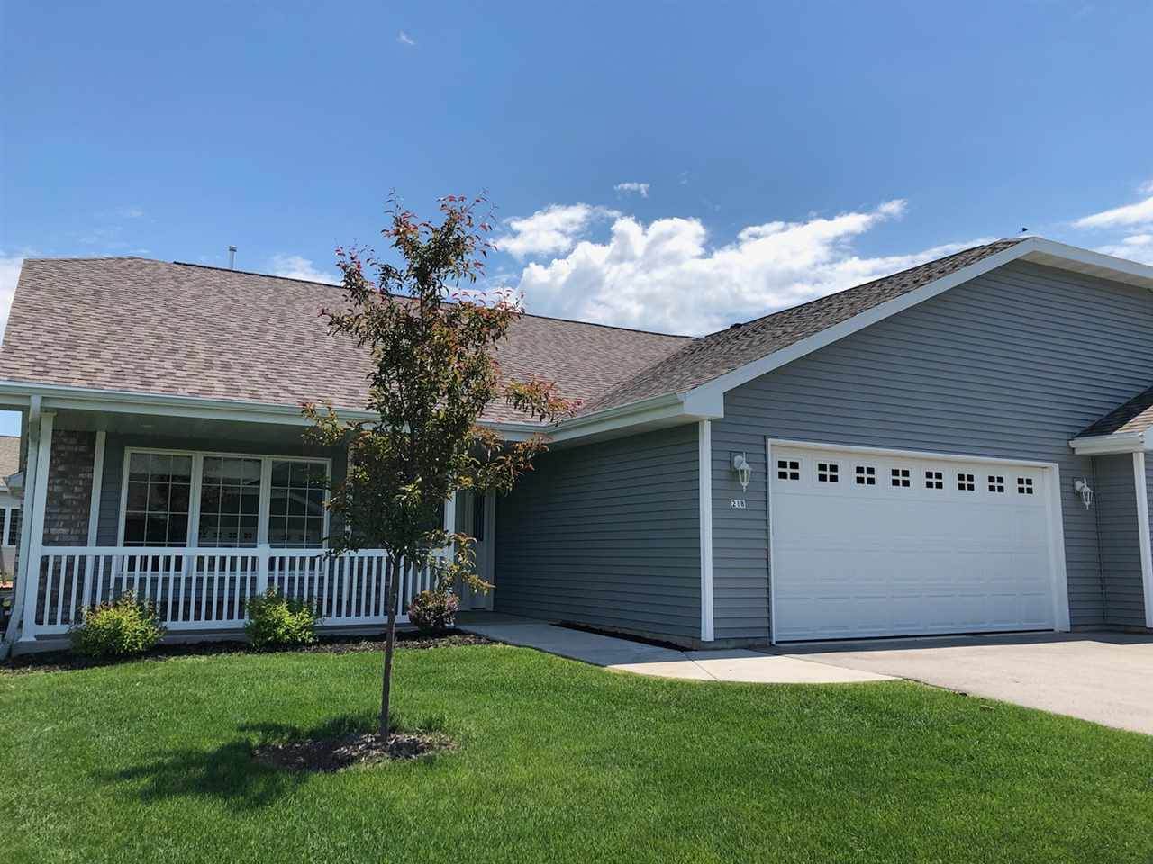 218 Knights Way - Photo 1