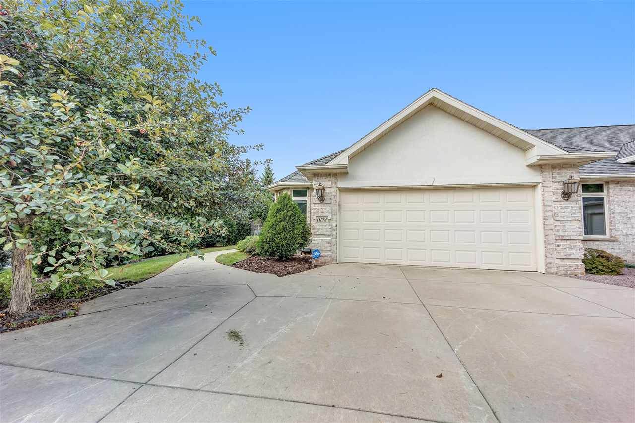 1042 Heyerdahl Heights - Photo 1