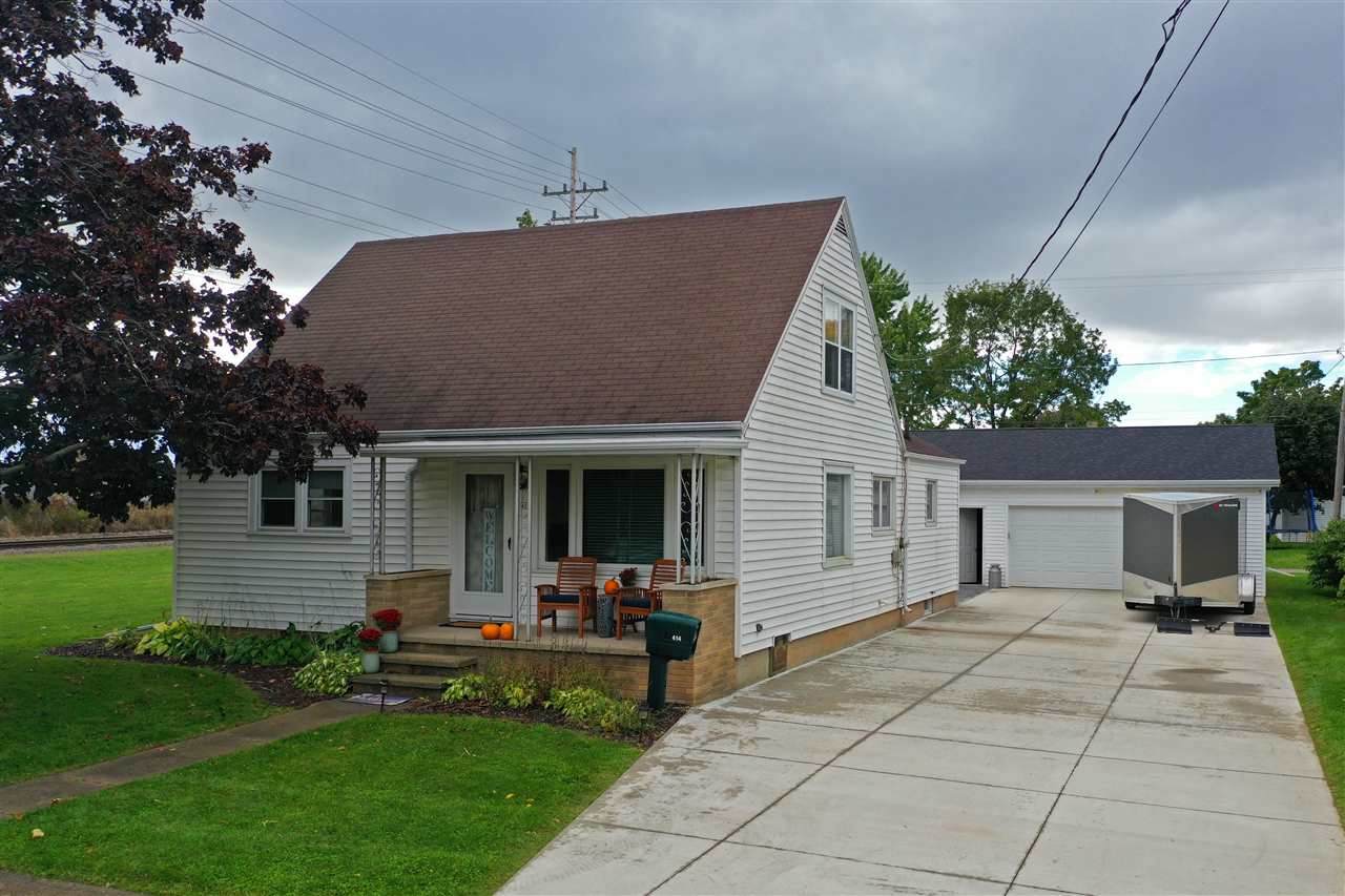 414 Birch Street - Photo 1