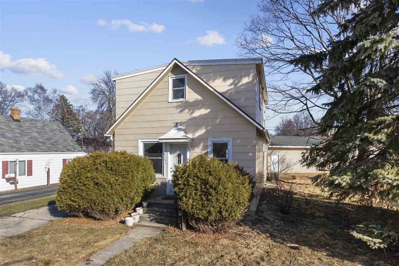 813 13TH Avenue - Photo 1