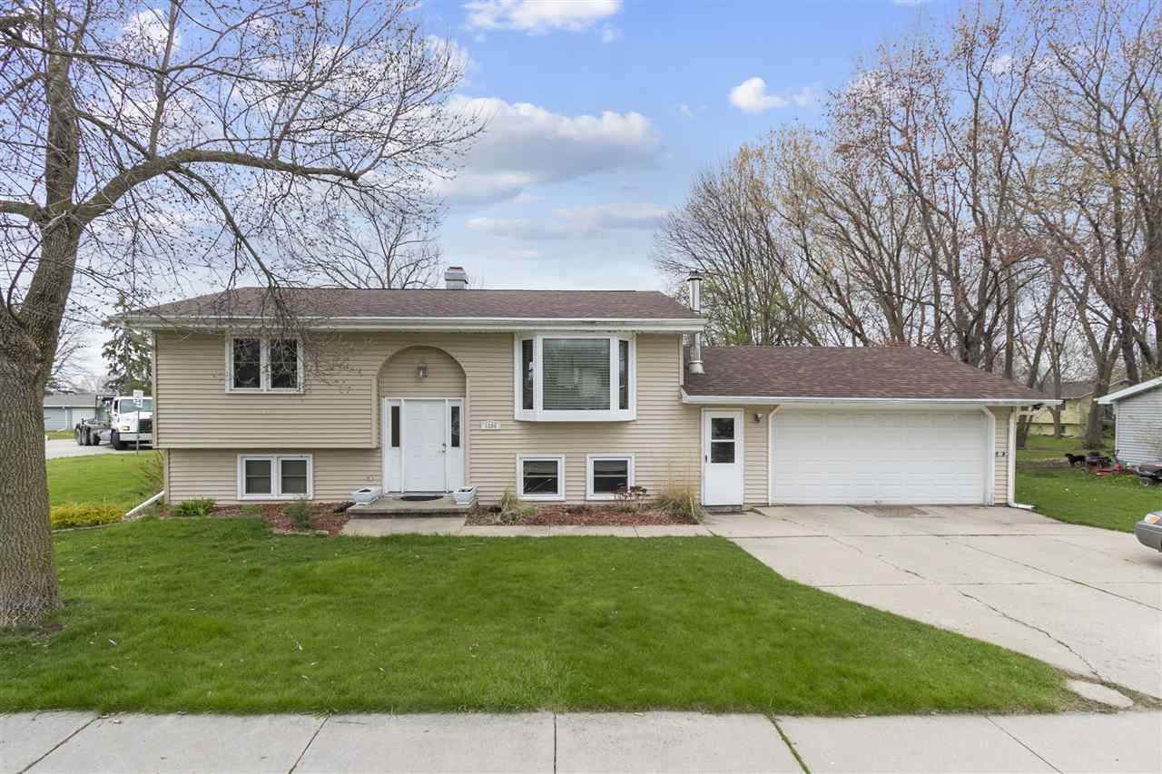 1204 De Pere Street - Photo 1