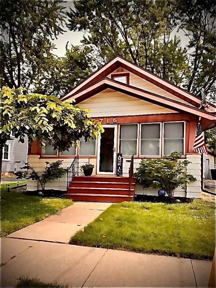 716 Higgins Avenue - Photo 1