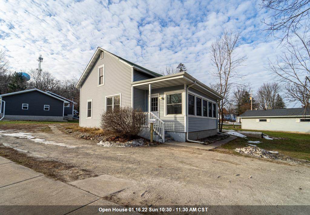 526 Hillcrest Drive - Photo 1