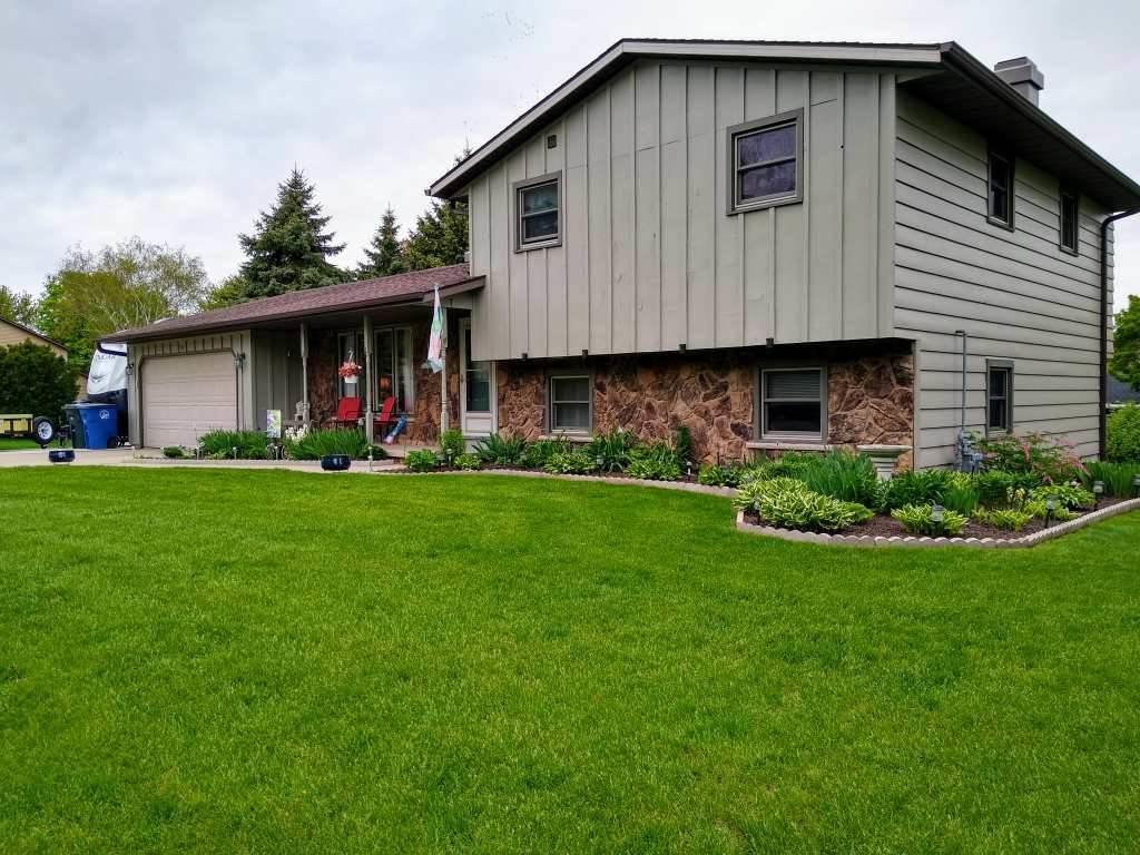 2892 Vercauteren Drive - Photo 1 2892 Vercauteren Drive - Photo 1