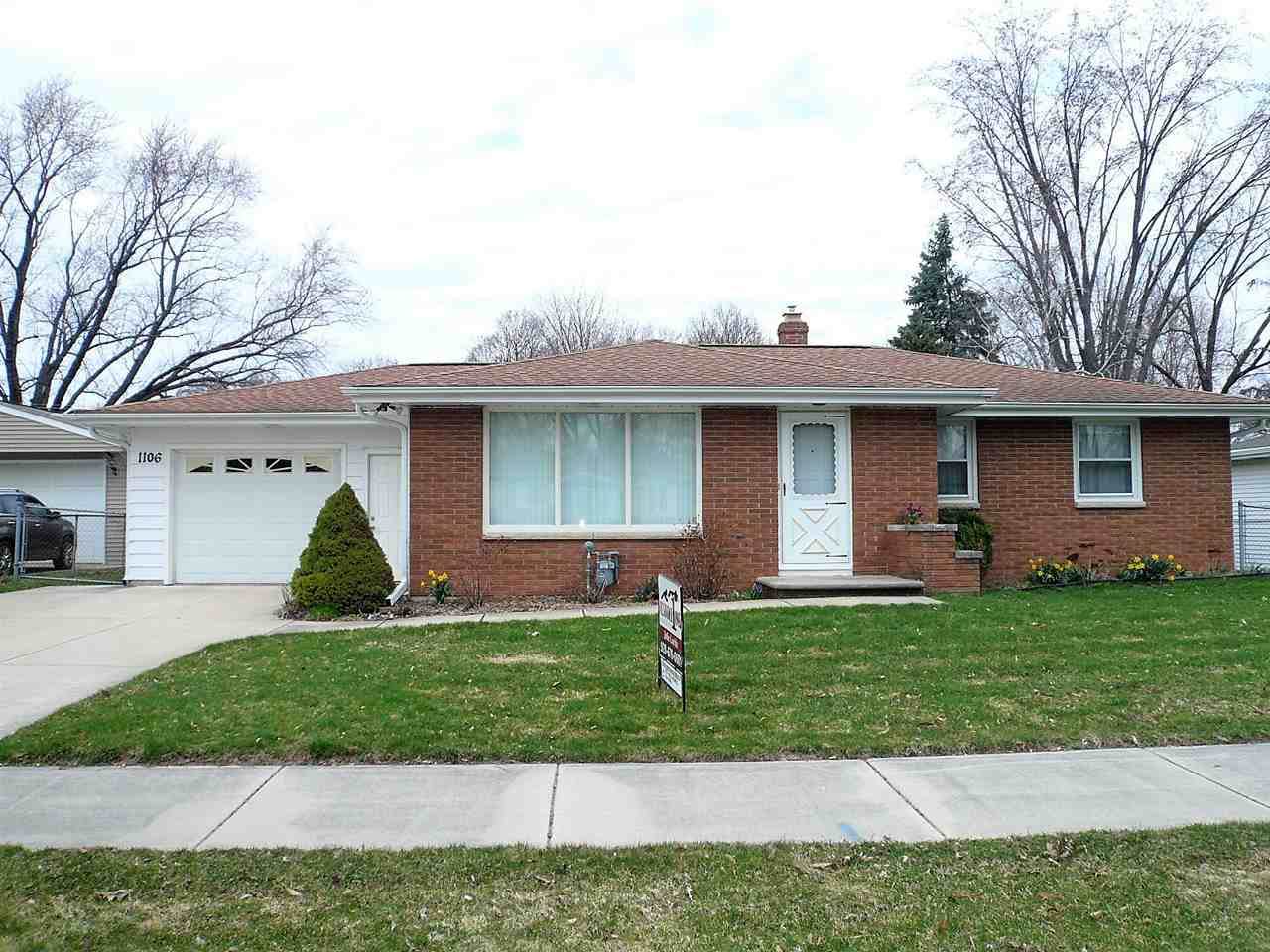 1106 Kenwood Street - Photo 1