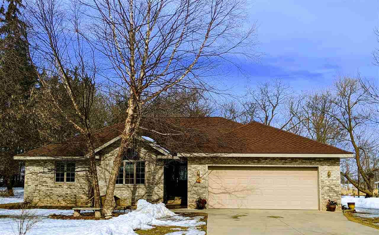 W384 Cumberland Avenue - Photo 1