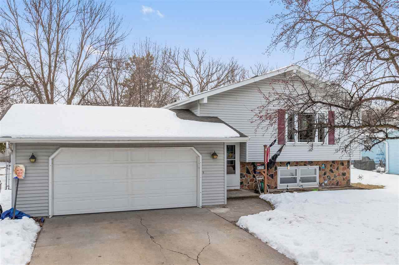 1325 9TH Avenue - Photo 1