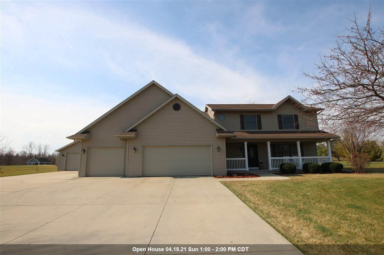 W6936 River View Court - Photo 1