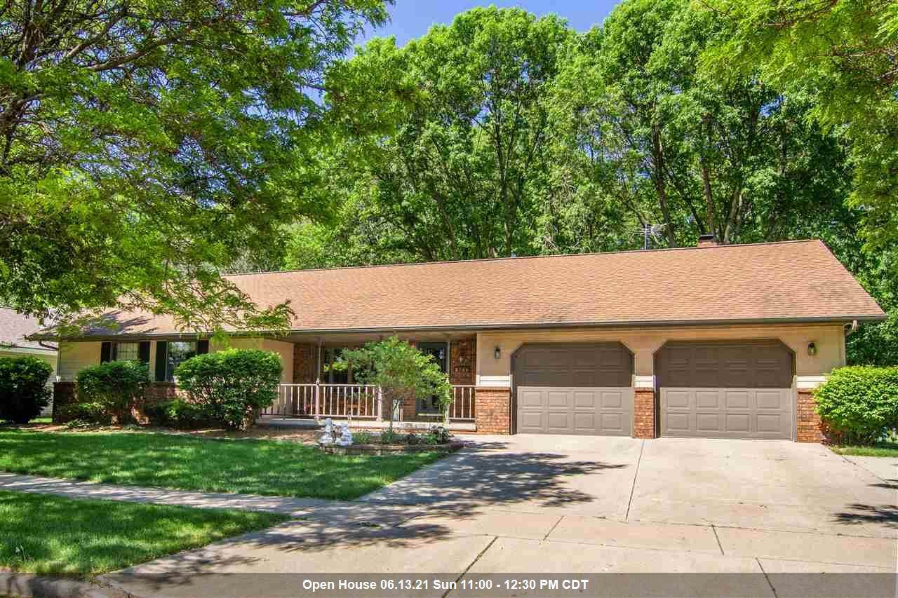 546 Windmill Drive - Photo 1